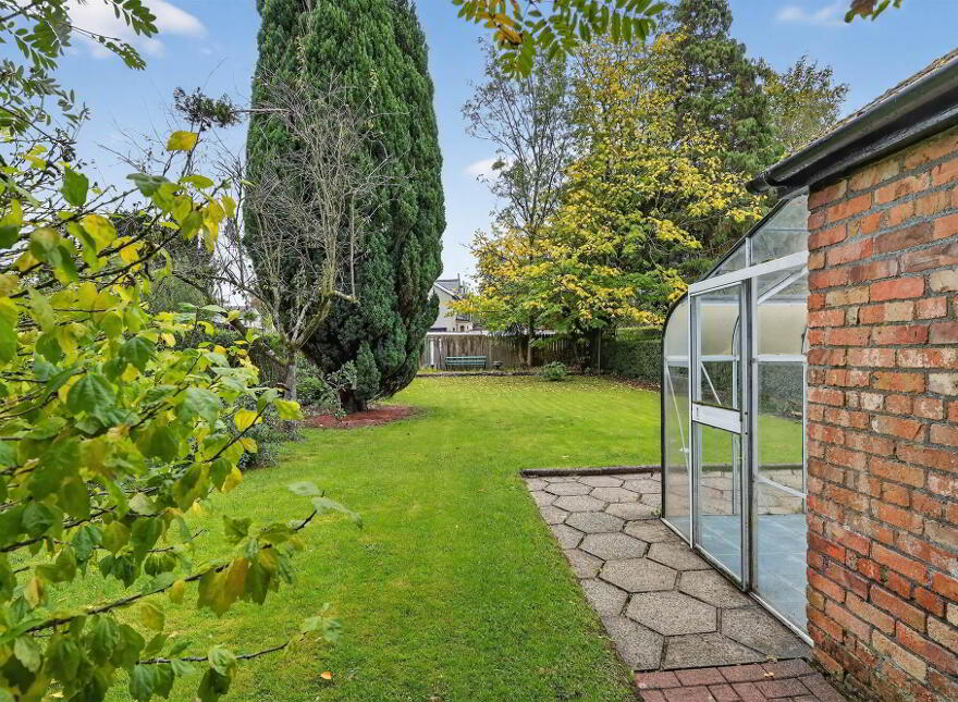 38 Glenburn Road, Dunmurry, Belfast, BT17 9AG