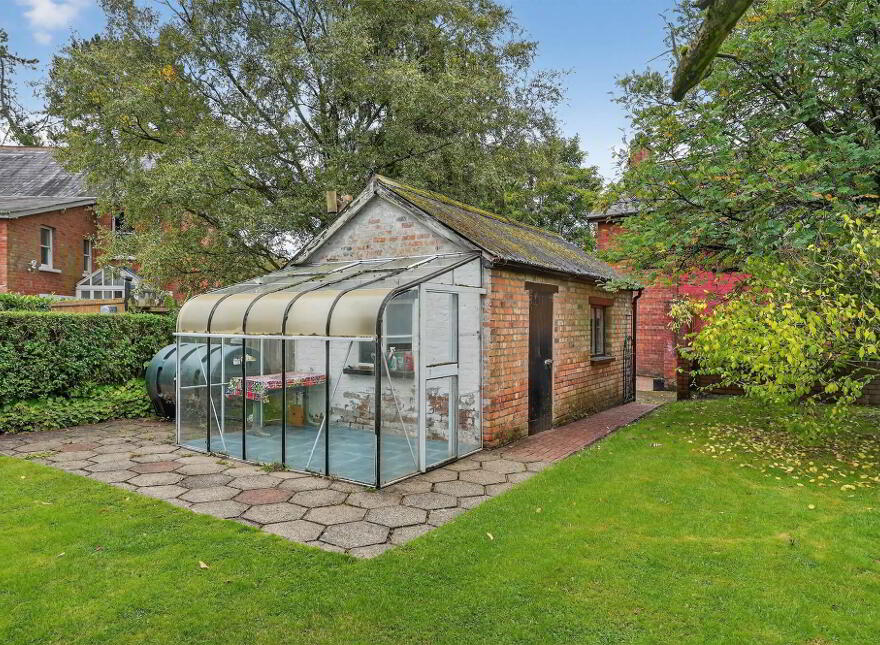 38 Glenburn Road, Dunmurry, Belfast, BT17 9AG