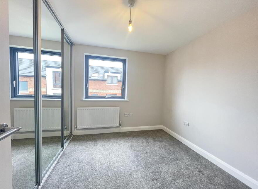 Apt 3, 1a Utility Street, Belfast, BT12 5JS
