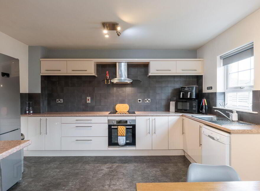 29 Lineybrook Cottages, Bangor, BT19 7EA