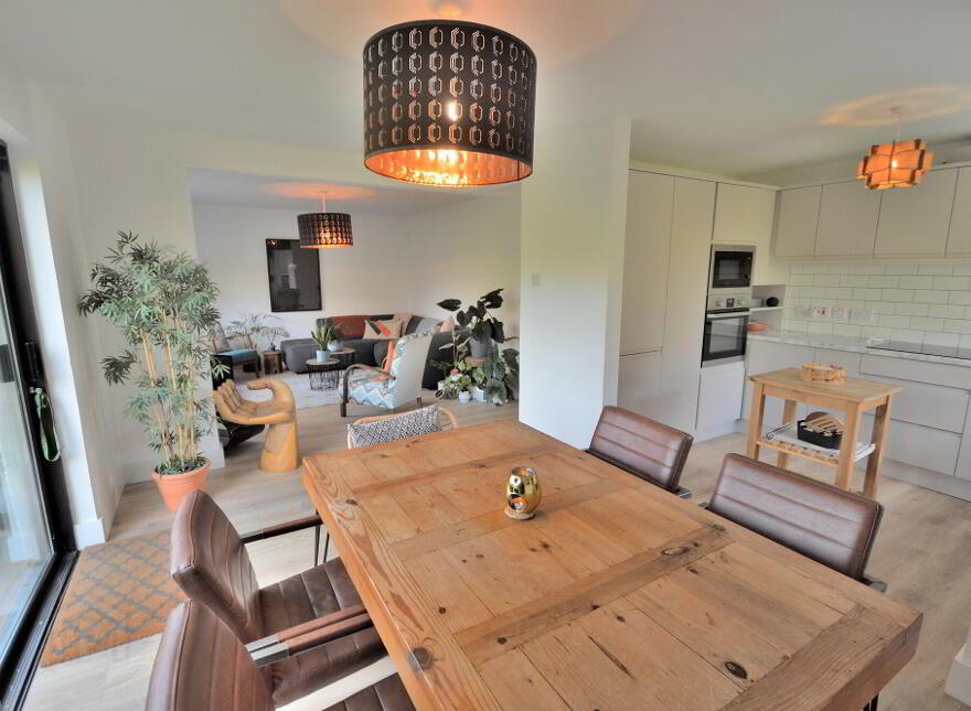 24 Tadworth, Bangor, BT19 7WD