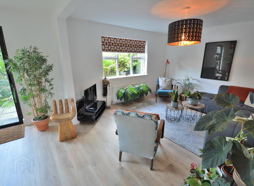 24 Tadworth, Bangor, BT19 7WD