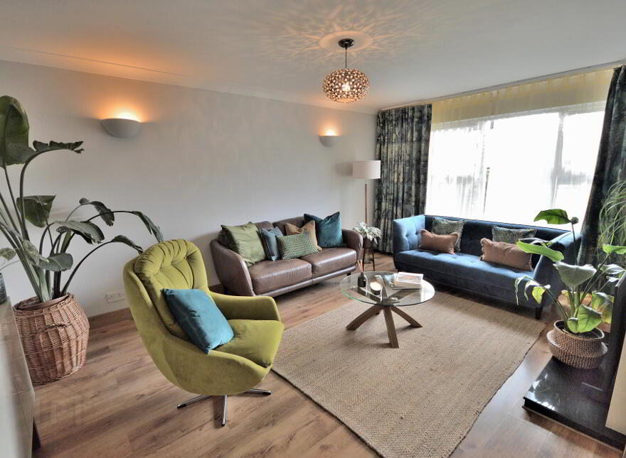 24 Tadworth, Bangor, BT19 7WD