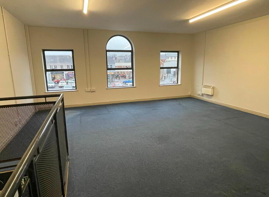 17 Smithfield Square, Lisburn, BT28 1TH