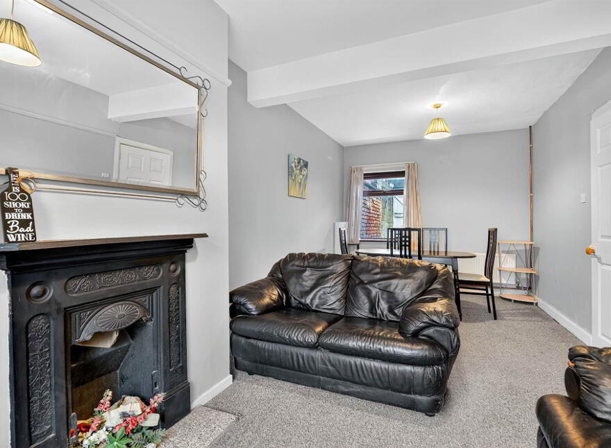 8 Sunnyside Drive, Belfast, BT7 3DX