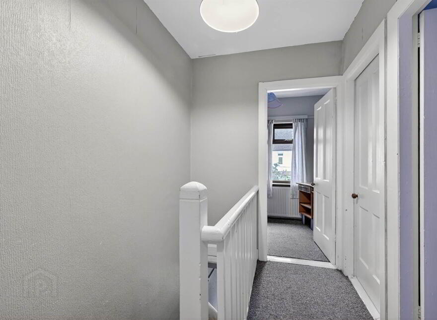 8 Sunnyside Drive, Belfast, BT7 3DX