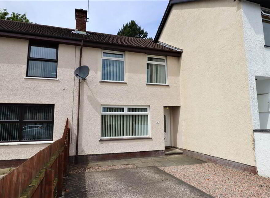 4 Knockburn Court, Lisburn, BT28 2QQ photo