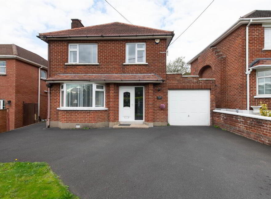 11 Beechill Road, Belfast, BT8 7PT photo