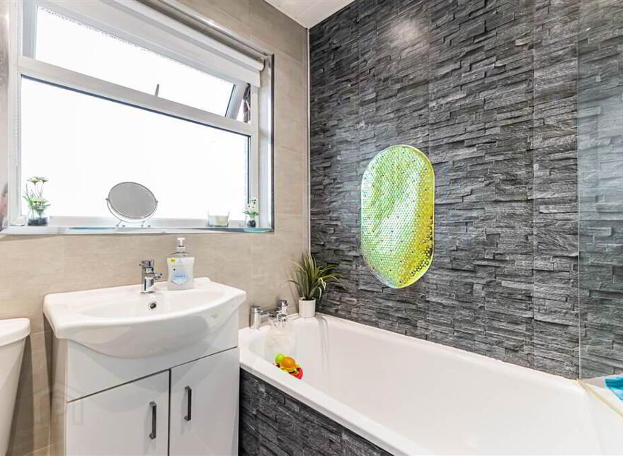 13 Limehurst Way, Lisburn, BT27 4YF