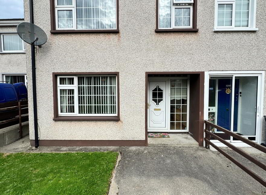 No. 1 Valley Close, Carrickmacross, A81PC79 photo