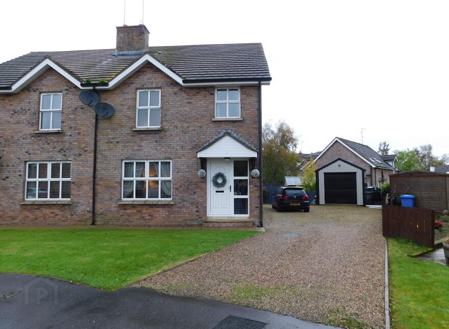 61 Meadowcroft, Dromore, BT78 3JA photo