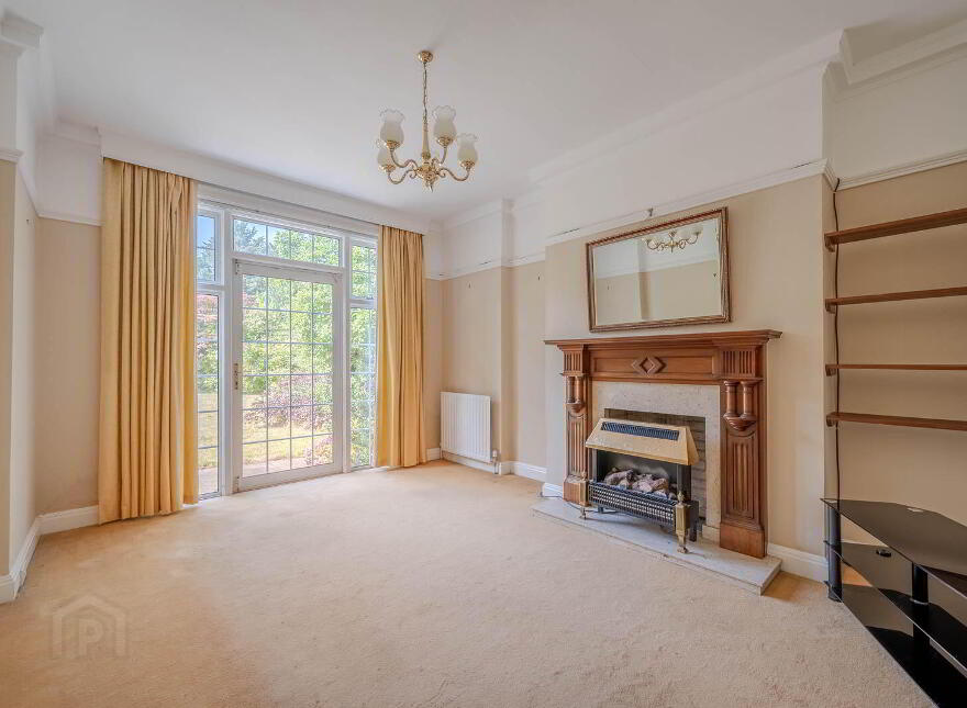 Woodleigh, 22 Glen Road, Holywood, BT18 0HB