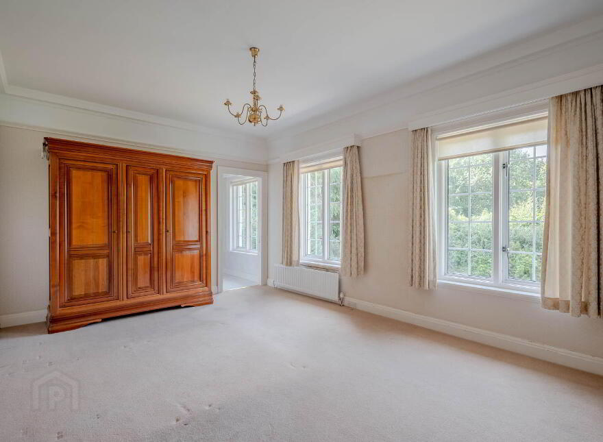 Woodleigh, 22 Glen Road, Holywood, BT18 0HB