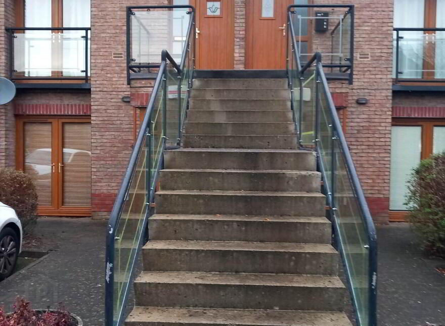 7 The Saltings, Seafield Road, Blackrock, A91WK44 photo
