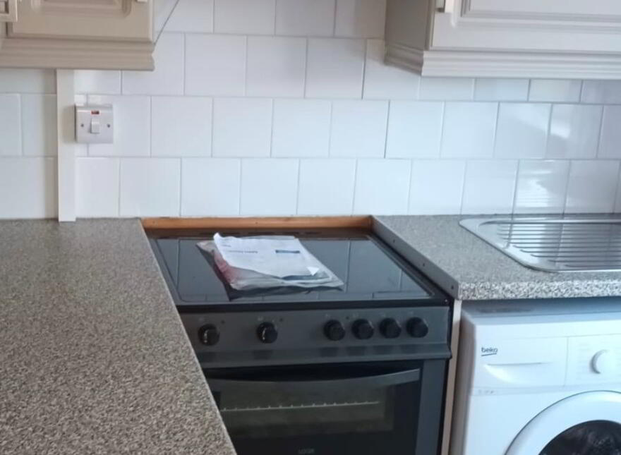 5 Dhu Varren Crescent, Belfast, BT13 3FL