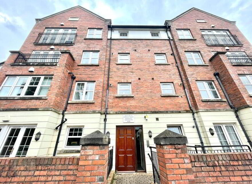Forest House, 72 Beech Heights, Belfast, BT7 3LQ photo