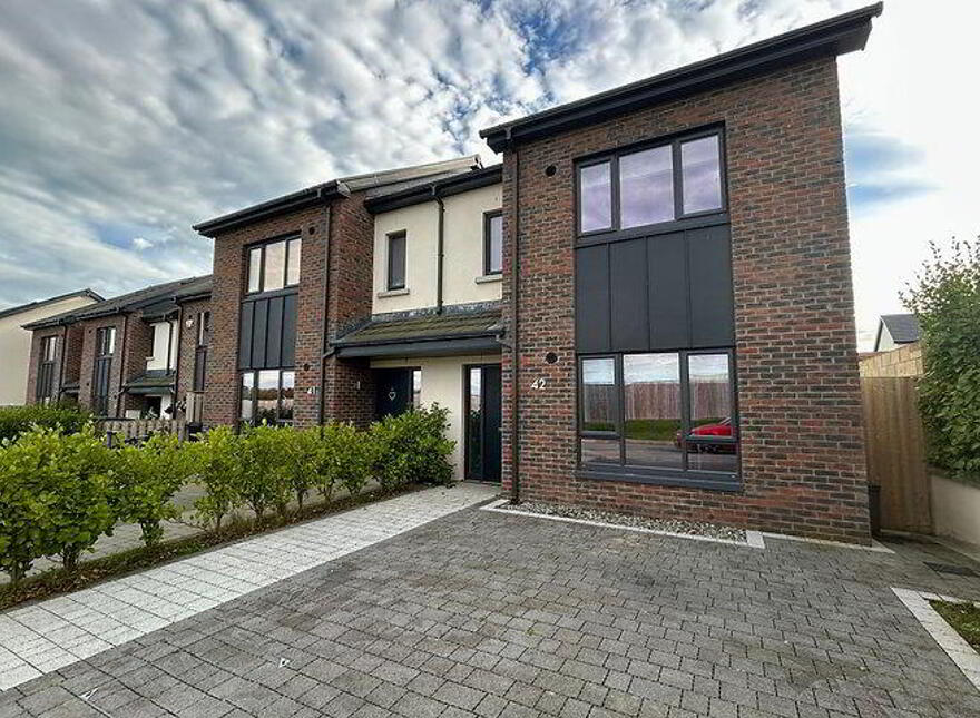 42 Linenfield Crescent, Ballymakenny Road, Ballymakenny photo