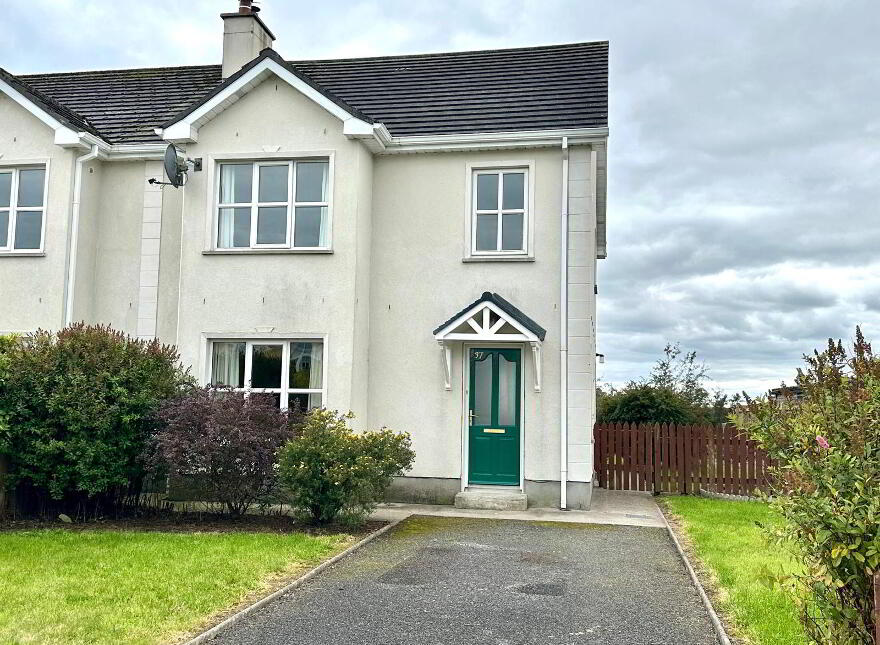 37 Castlegrove, Ballymote, F56YX29 photo