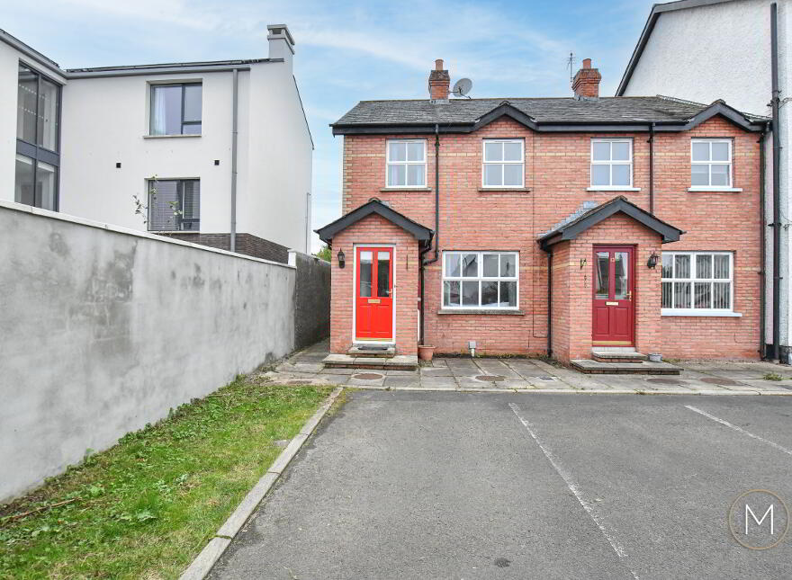 11 Riverside Mew, Antrim, BT41 4DX photo