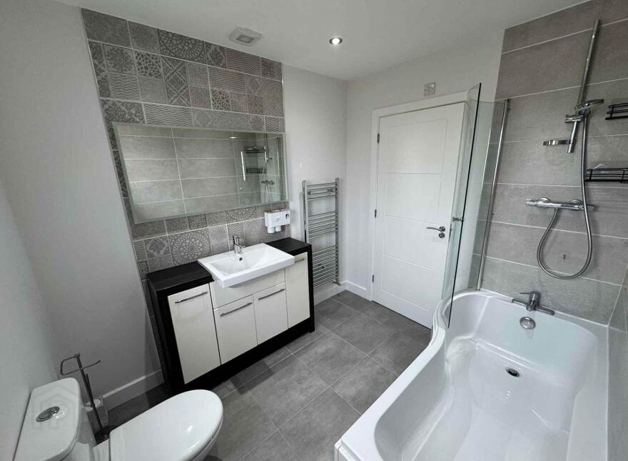 5 Bashford Park Lane, Carrickfergus, BT38 9FH