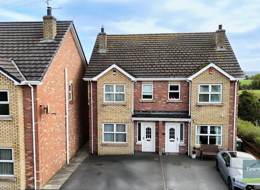 5 Mowhan Close, Markethill, BT60 1FY photo