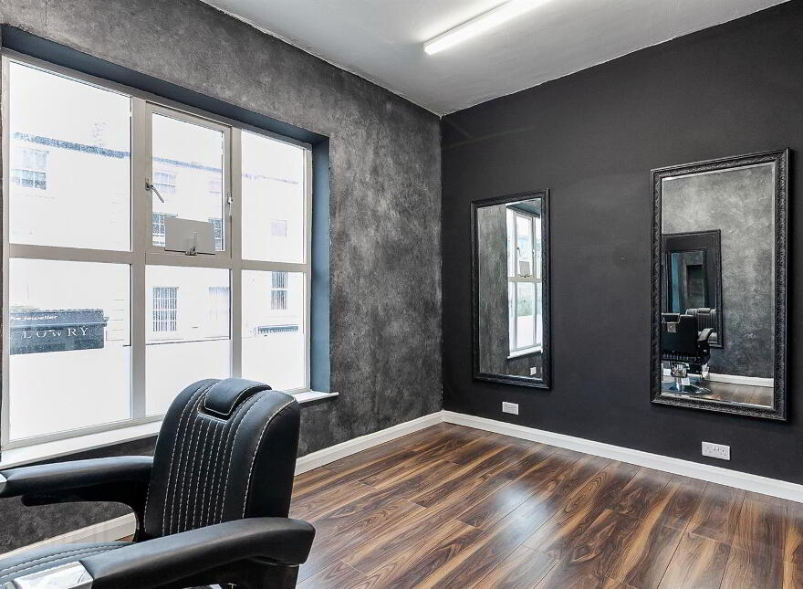 Unit 2, 6 Bridge Street, Lisburn, BT28 1XY