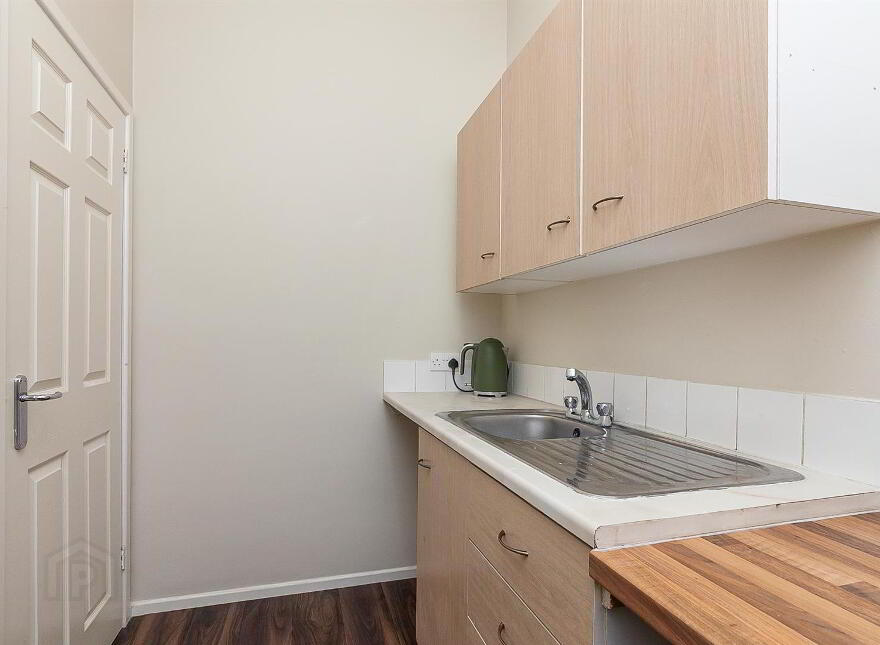 Unit 2, 6 Bridge Street, Lisburn, BT28 1XY