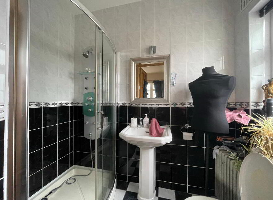 Cloonshanville, Frenchpark, Castlerea, F45C638