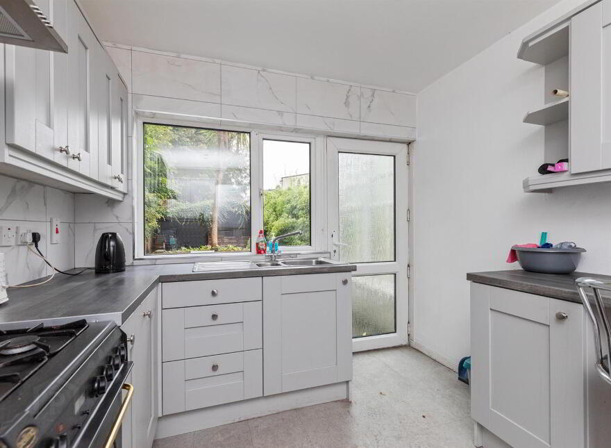 14 Station Road, Belfast, BT4 1RE