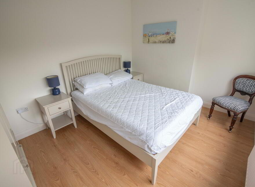 154 Causeway Street (HOLIDAY LET), Portrush, BT56 8JE