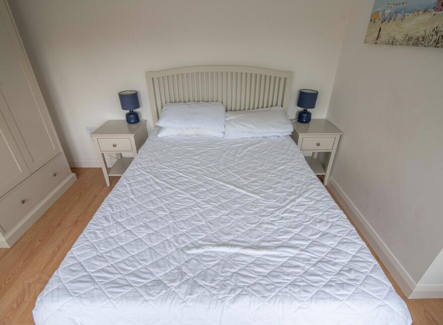 154 Causeway Street (HOLIDAY LET), Portrush, BT56 8JE