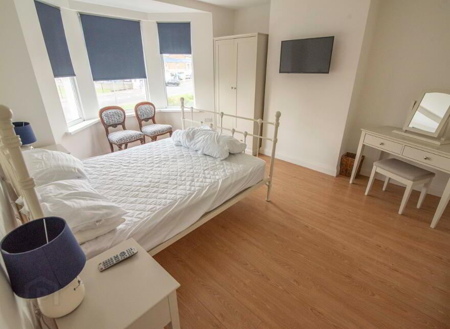 154 Causeway Street (HOLIDAY LET), Portrush, BT56 8JE