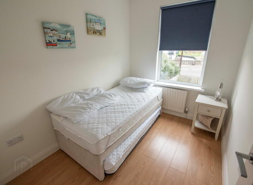 154 Causeway Street (HOLIDAY LET), Portrush, BT56 8JE