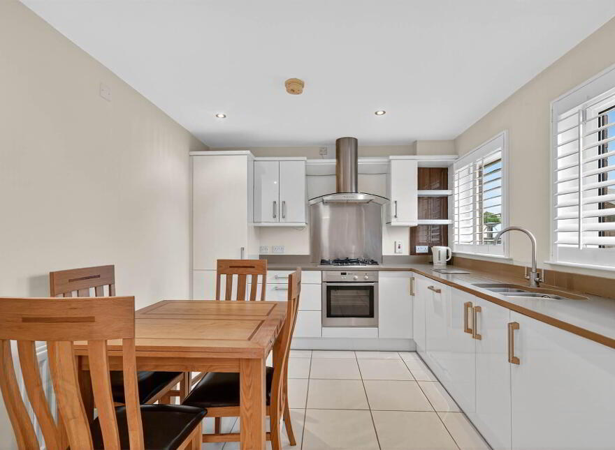 Apt 1, 501 Lisburn Road, Belfast, BT9 7EZ