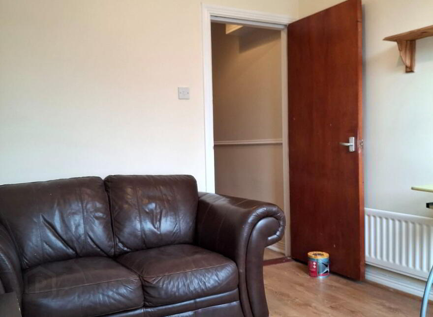 B, 101 Malone Avenue, Belfast, BT9 6EQ