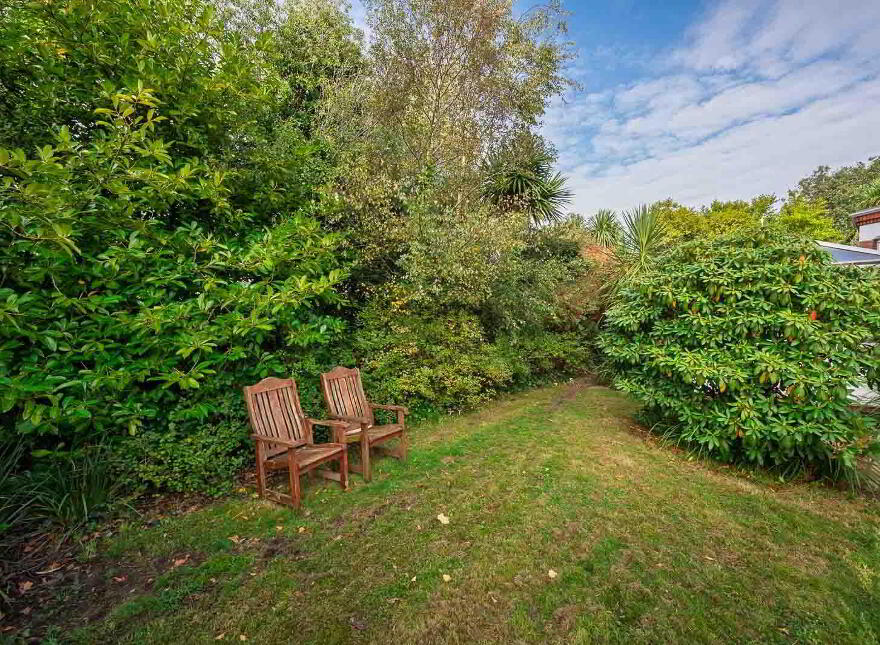26 Bryansburn Road, Bangor, BT20 3SB