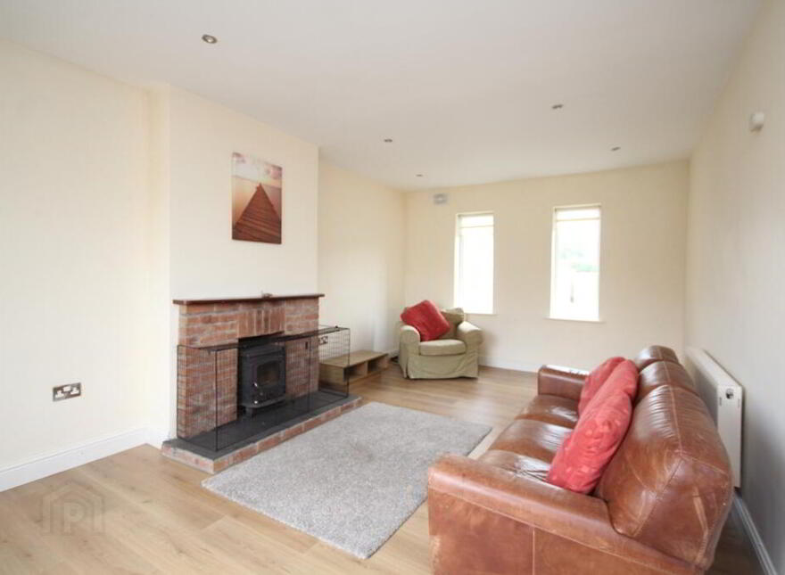 Marian House, Derrigra, Ballineen, P47DP49