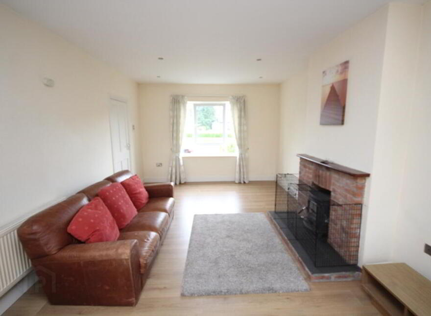 Marian House, Derrigra, Ballineen, P47DP49