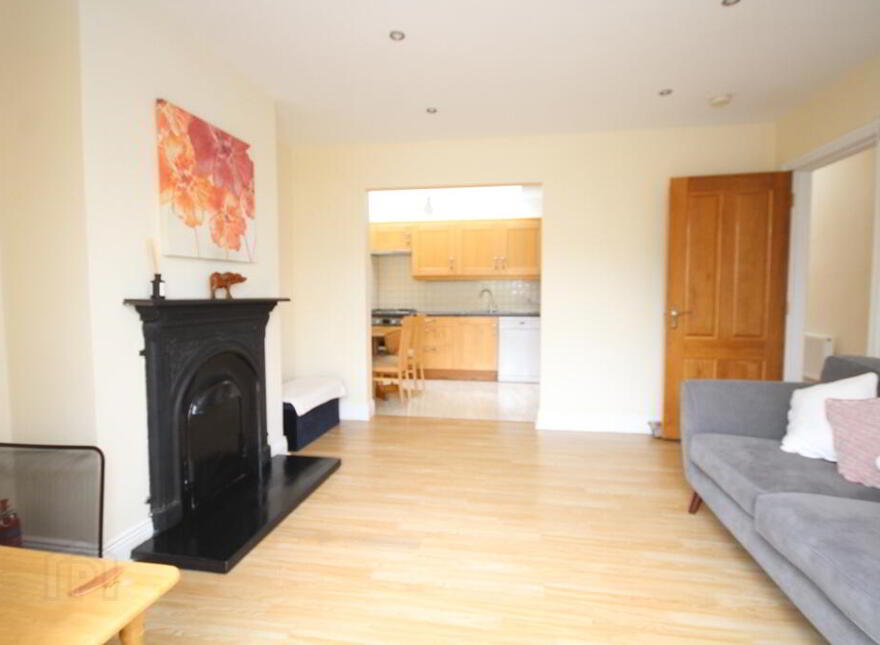 Marian House, Derrigra, Ballineen, P47DP49