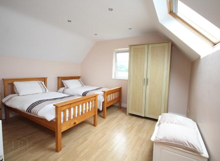 Marian House, Derrigra, Ballineen, P47DP49