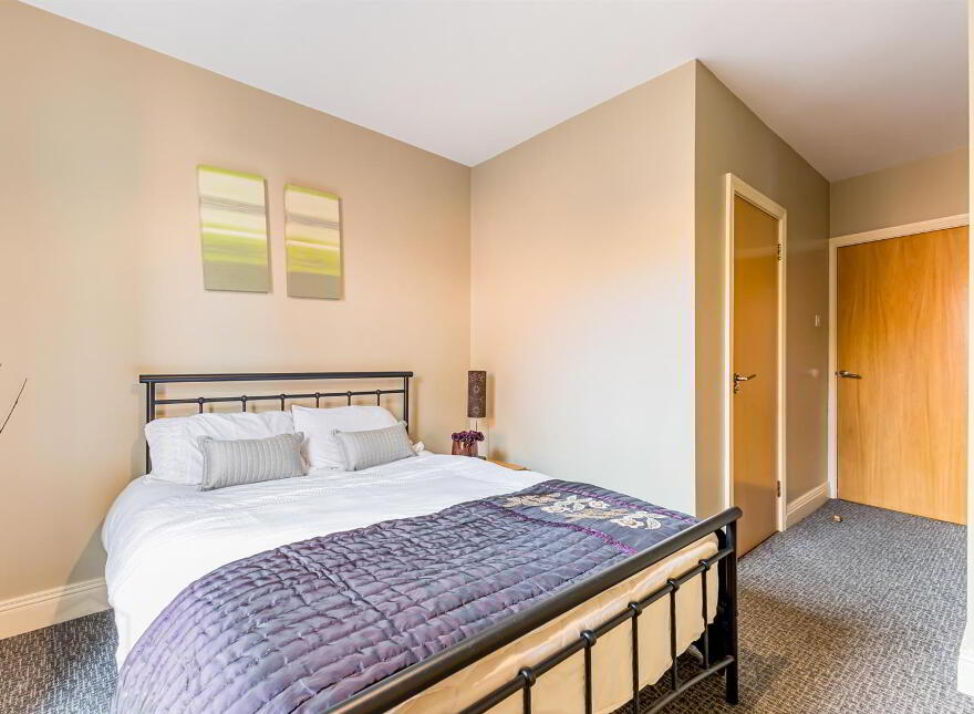 Apt 8, 16 Chlorine Gardens, Belfast, BT9 5DL