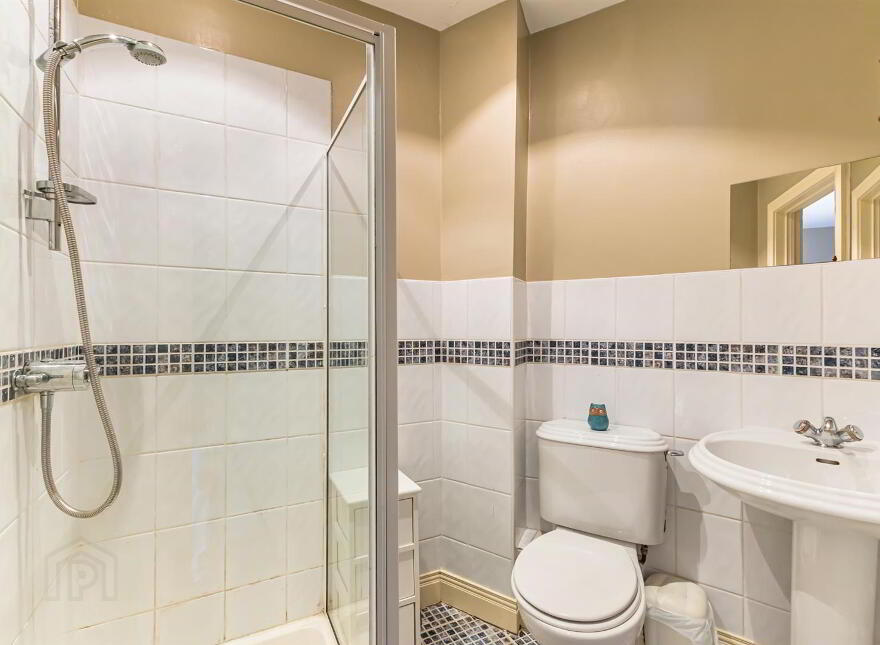 Apt 8, 16 Chlorine Gardens, Belfast, BT9 5DL