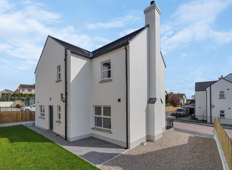2 Dergmoney Manor, Omagh, BT78 1FF