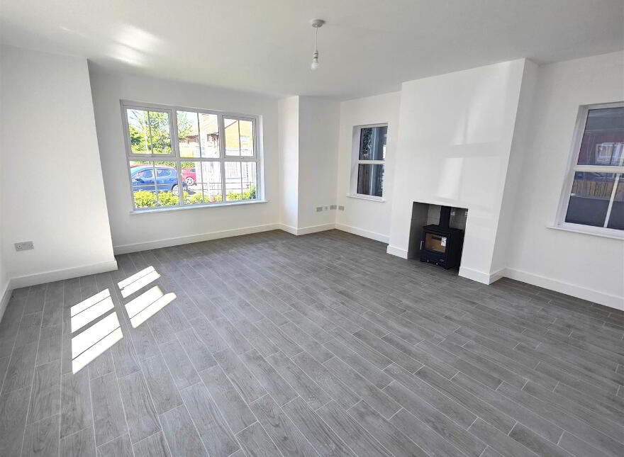 35B Parkmount Road, Belfast, BT15 4EQ