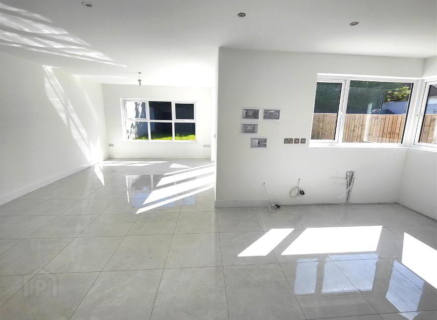 35B Parkmount Road, Belfast, BT15 4EQ