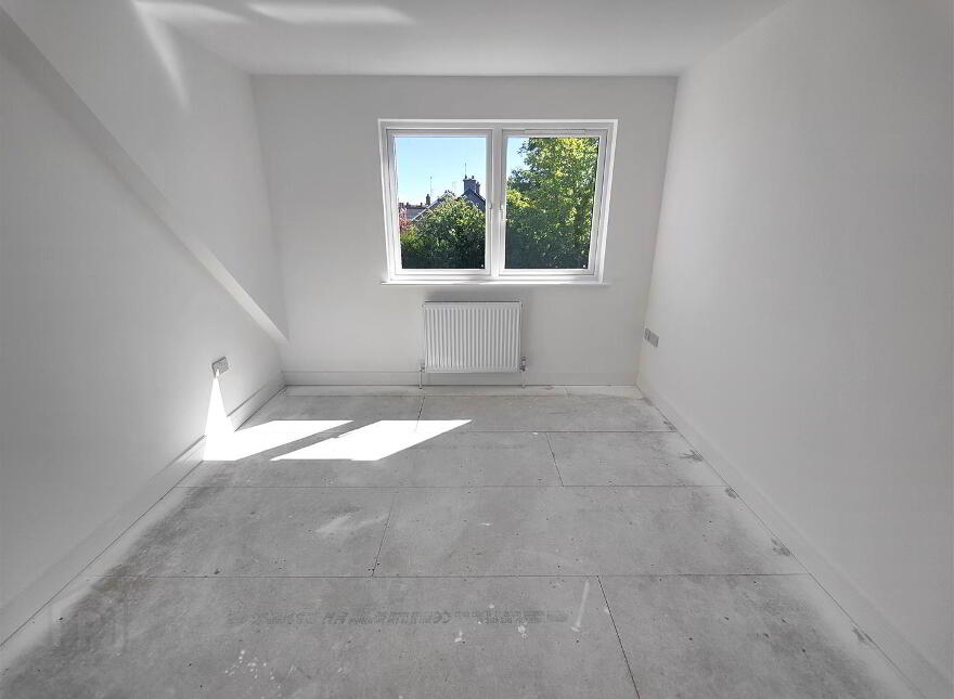 35B Parkmount Road, Belfast, BT15 4EQ