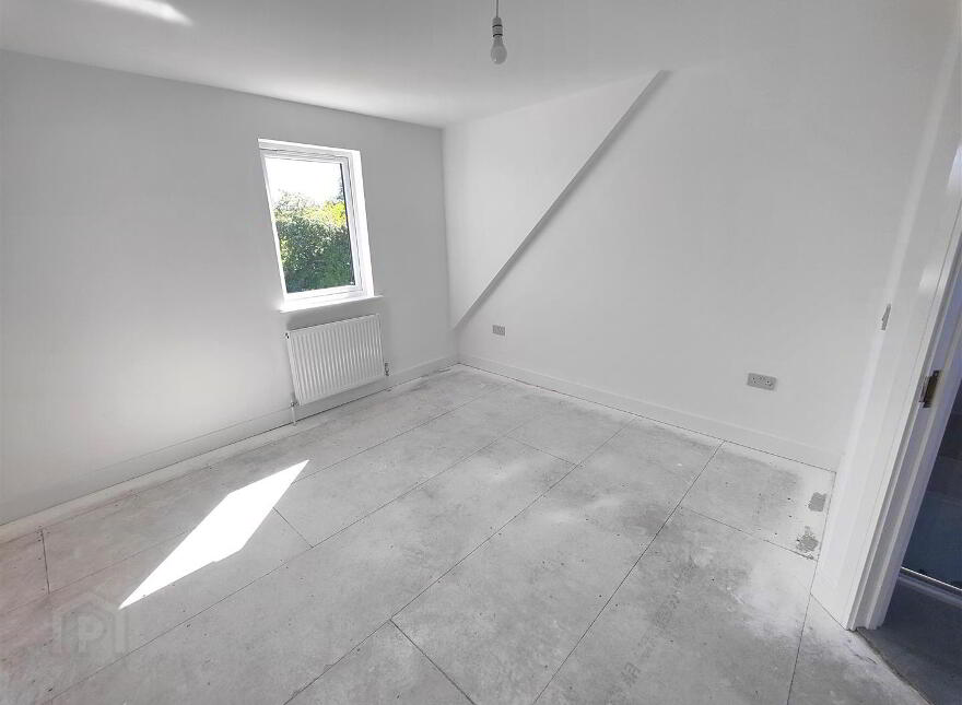 35B Parkmount Road, Belfast, BT15 4EQ