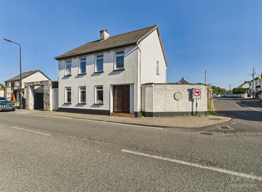 Tayside, River Street, Clara, R35YR02