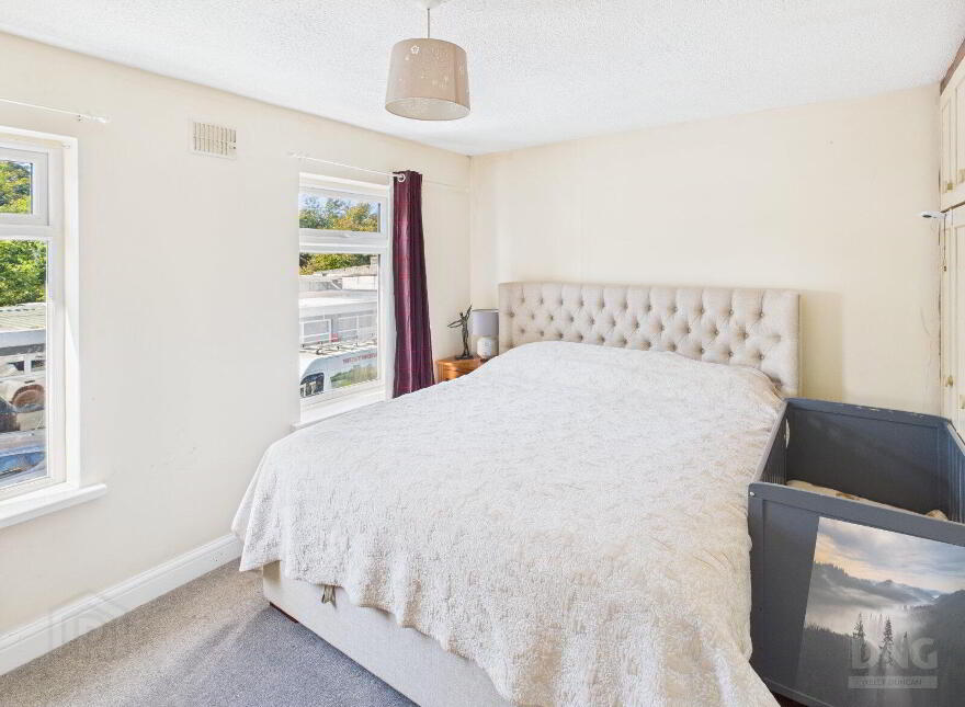 Tayside, River Street, Clara, R35YR02