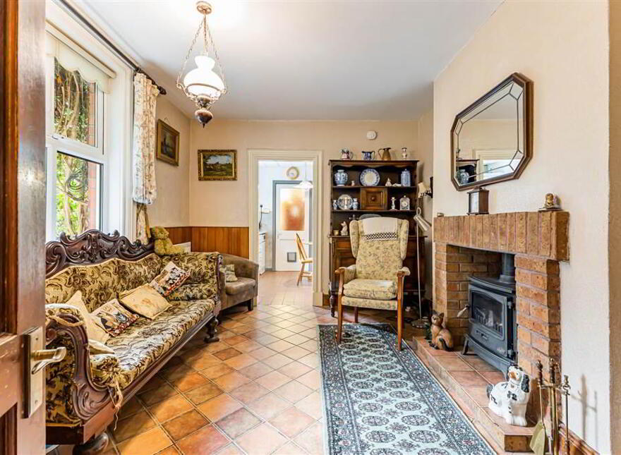 92 Marlborough Park Central, Malone, Belfast, BT9 6HP